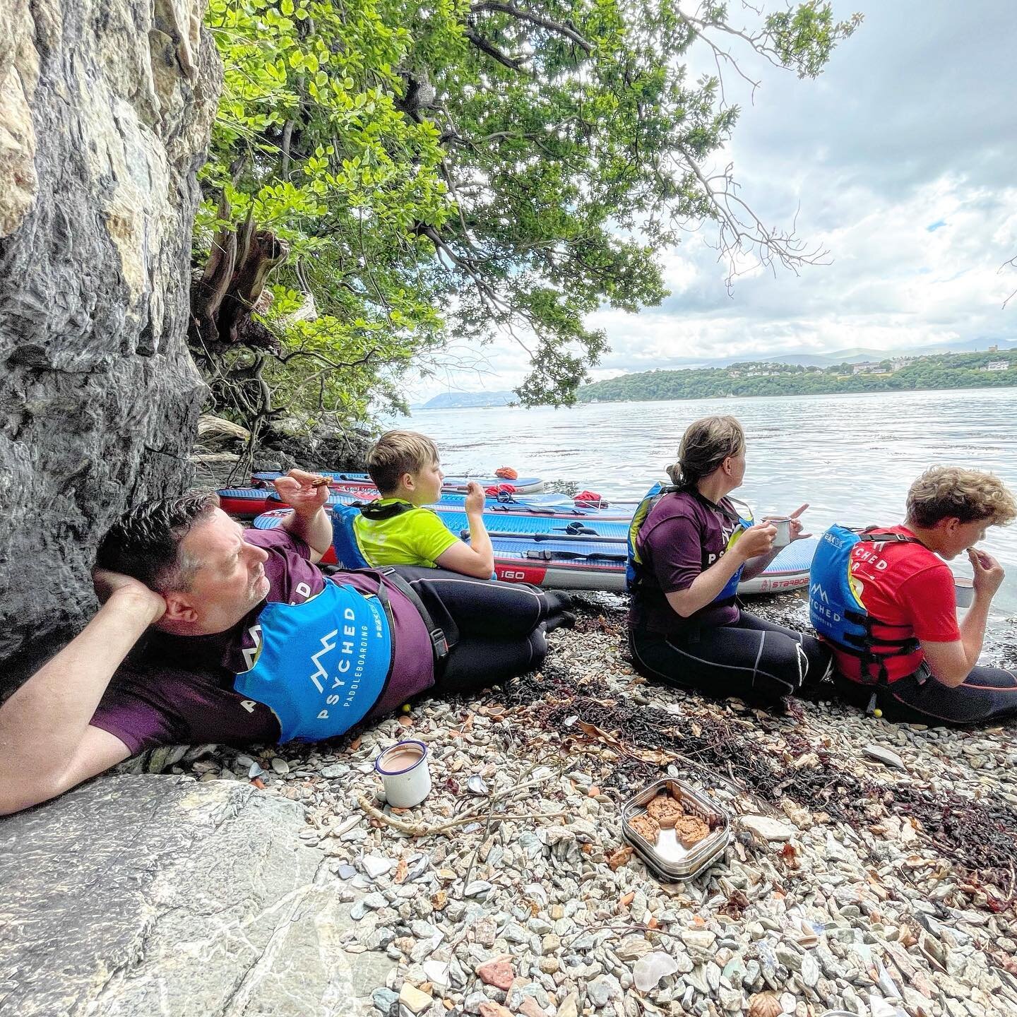 Sarah, Liam, Sean and Sam joined us for the second time this week to put the skills they learned previously to use in a family guided tour of the beautiful Menai Straight. Seeing families spend quality time together like this really makes this job a 