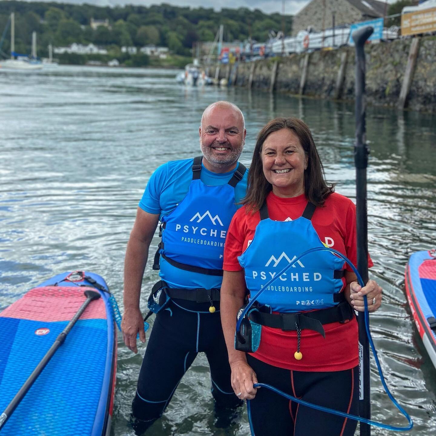 This afternoon Cameron was joined by Don who is on holiday, Suzanne and Dave who are also on holiday, Vicky and her daughters who are local. They have never been on a paddleboard before and they were all keen to have a go. They all enjoyed being on t